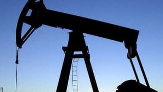 Petrol fiyatları ticaret gerginlikleri etkisiyle düştü