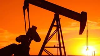 Petrol Fiyatları Ticari Endişelerle Düştü