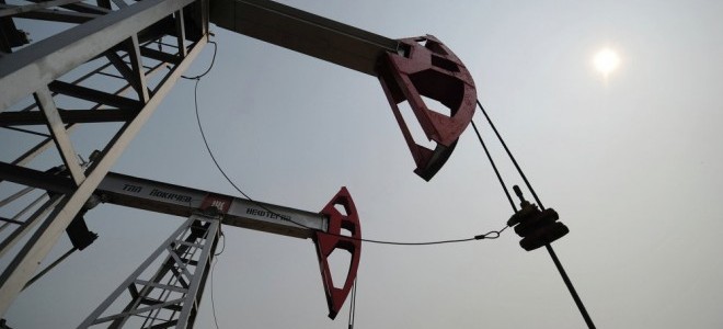 Petrol fiyatları Venezuela ihracatının aksama ihtimaliyle yükseldi