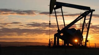 Petrol İhracatını Askıya Aldı