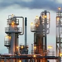 Petrol rafinerileri ne yapar?: Dünyanın en büyük 8 petrol rafinerisi