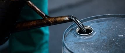 Petrol zengini Nijerya'da benzin fiyatları bir yılda %54,76 arttı