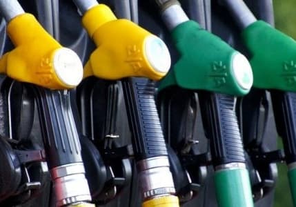 Petroldeki Düşüş İran Yaptırımları Öncesinde Sınırlı Kaldı