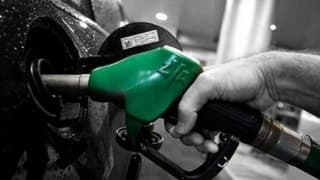 Petroldeki düşüşün ortasında motorine gece yarısı zammı