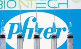 Pfizer, Kovid-19 aşısından 2021'de yaklaşık 15 milyar dolar gelir bekliyor