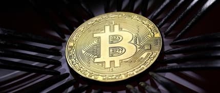 Piyasadaki düşüşe rağmen Bitcoin 5,300 doların üzerinde 