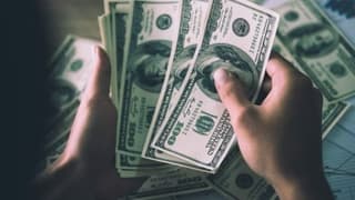 Piyasalarda Dalgalanmalar Sürüyor