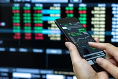 Piyasalarda gözler faiz kararlarına çevrildi