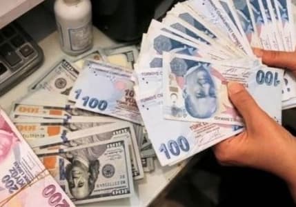 Piyasalarda Merkez Bankası’nın faiz kararı bekleniyor: Uzmanlar döviz kuruna yönelik ne söylüyor?