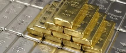 Piyasaları Fed korkusu sardı: Altın ve gümüş zirvesinden sert düştü