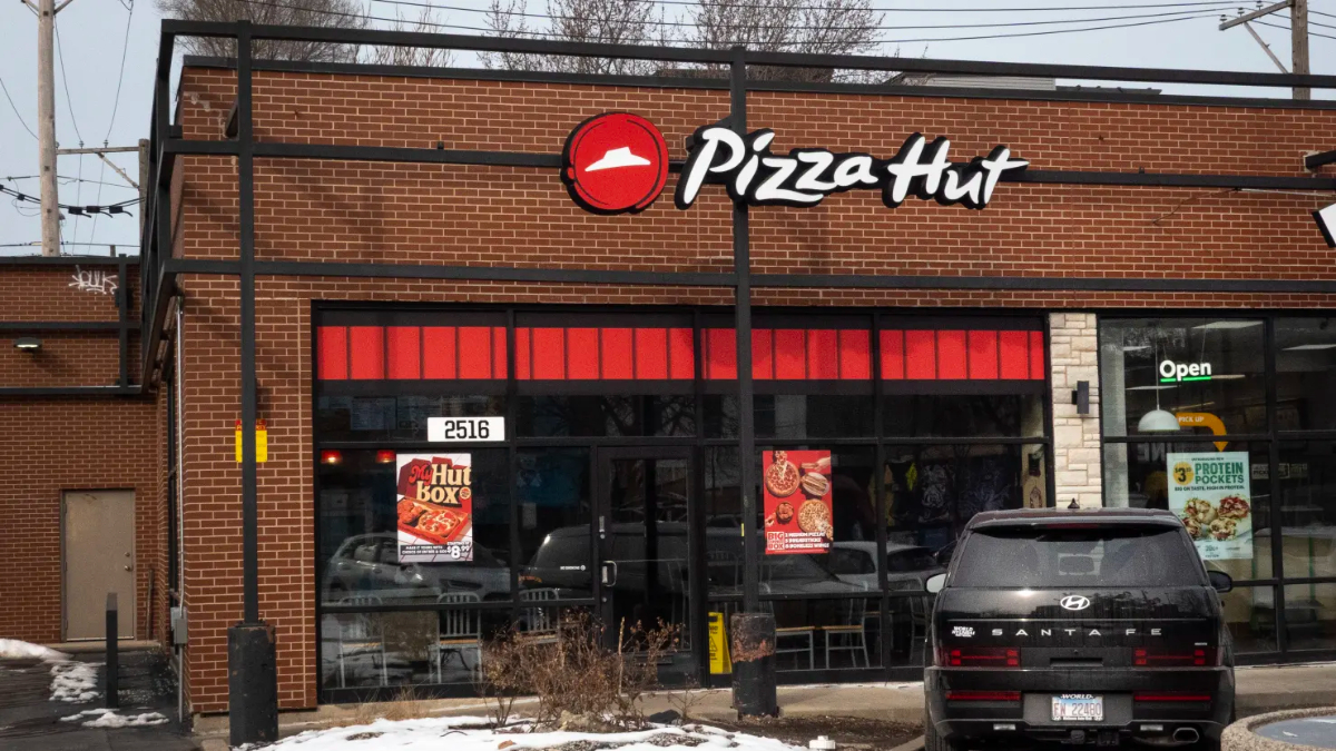 Pizza Hut el değiştiriyor: Yum Brands pizza zincirini 2,7 milyar dolara satıyor