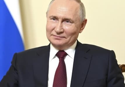 Putin: 30'dan fazla ülke BRICS'e katılmak istiyor