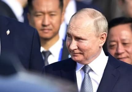 Putin, Rus petrolüne tavan fiyat uygulayanlara petrol satış yasağını uzattı