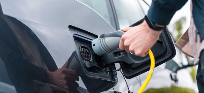 Bataryalı elektrikli araç satışları küresel çapta %70, Türkiye'de ise %172 arttı