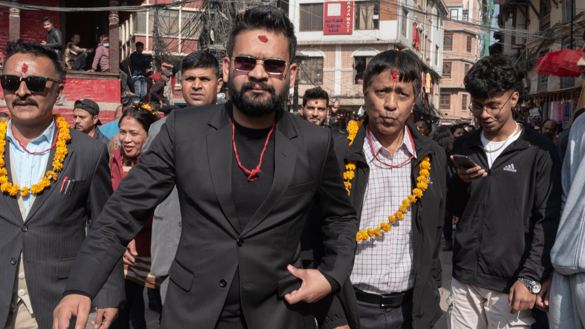 Rap sanatçısı Balen Shah Nepal başbakanlığına yürüyor