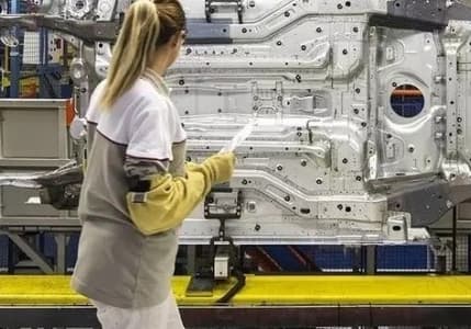 Reel kesim güveni son 7 ayın en yüksek seviyesinde