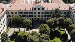 Fransız liselerine 21,3 milyon liralık ceza