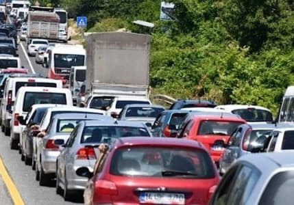 Rekorlar yılı olan 2023’ün ardından gelecek yıl otomotiv pazarını ne bekliyor?