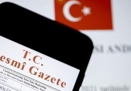 Resmi Gazete'de yayımlanan kararnamede bakanlık değişimi olmadı