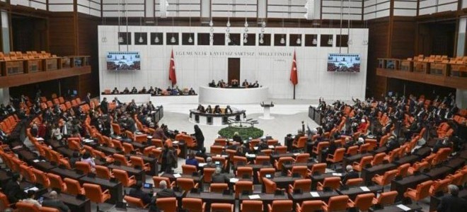 Resmi Gazete'de yayımlandı: TBMM'nin yaz tatili ertelendi