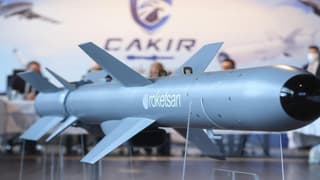 Roketsan'da milli füze mesaisi yoğunlaştı