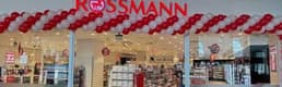 Rossmann Sevgililer Günü'ne özel makyaj setlerini satışa çıkardı