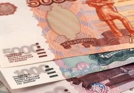 Rus rublesi dolar karşısında güçlenmeye devam ediyor