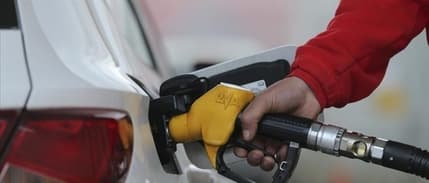 Rusya benzin ihracatına verilen iznin süresini uzattı