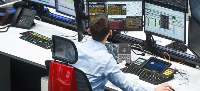 Rusya borsasındaki düşüş petrol fiyatlarındaki artışa rağmen sürüyor