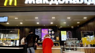 Rusya'da McDonald's'ın kapanma kararı üzüntüyle karşılandı, hamburgerler karaborsaya düştü