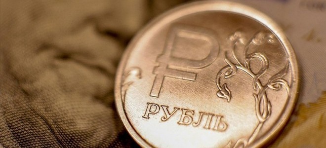 Rusya'da piyasalar Putin-Trump görüşmesinin ardından kayıpla açıldı