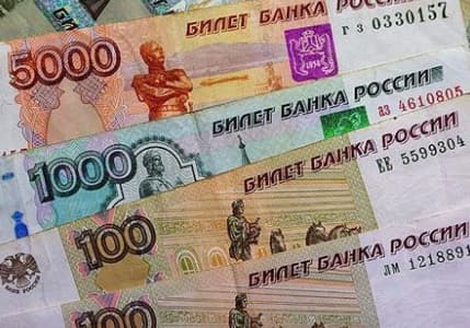 Rusya'nın ithalatında rublenin payı rekor düzeye çıktı