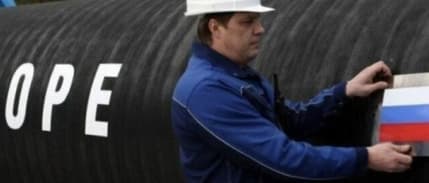 Rusya'nın petrol ve doğal gaz gelirleri yarı yarıya azaldı