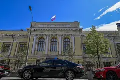 Rusya yurt dışına para transferine yönelik kısıtlamaları uzattı