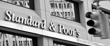 S&P, İsrail'in kredi notunu negatife indirdi