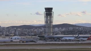 Sabiha Gökçen Havalimanı'nın 2'nci pisti açıldı