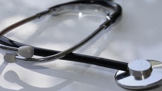 Sağlık kuruluşlarında muayene ücretleri artırıldı: Eczacılar tahsilat sürecine tepki gösterdi