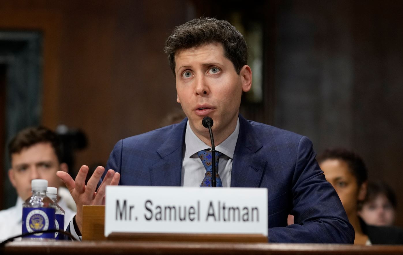 Sam Altman: Yapay zeka enerji verimliliğinde insanı çoktan geçti