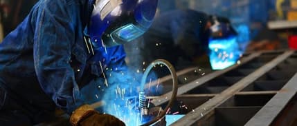 Sanayi üretimi ekimde arttı