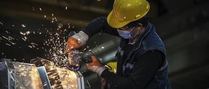 Sanayi üretiminde daralma ikinci aya taşındı