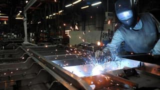 Sanayide kapasite raporları düştü, istihdam arttı