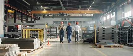 Savaş plastik sektöründe erken tatil getirdi