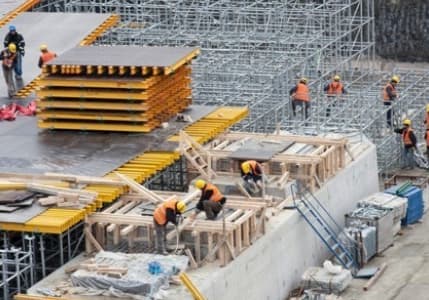 Sektörel güven hizmette arttı, inşaatta ve perakendede düştü