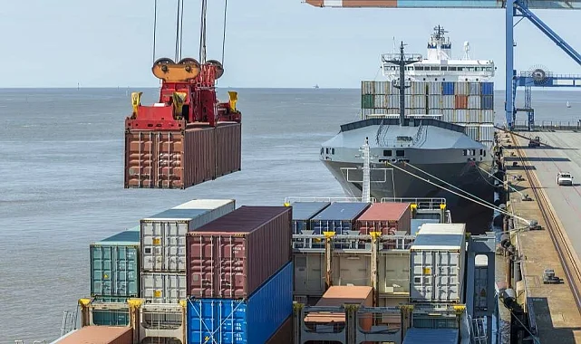 Serbest bölgeler 2026'da 14 milyar dolarlık ihracat hedefliyor