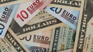 Serbest piyasada döviz açılış fiyatları