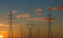 Serbest piyasadaki elektrik tavan fiyatı düşürüldü