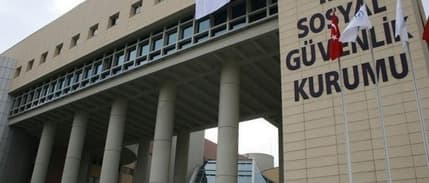 SGK ile 3 banka arasında, emekli olabilecek sigortalılara yönelik "kredi iş birliği protokolü" imzalandı