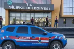 Silifke Belediyesi'ne operasyon: Belediye Başkanı Mustafa Turgut gözaltına alındı