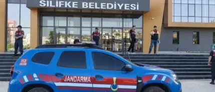 Silifke Belediyesi'ne operasyon: Belediye Başkanı Mustafa Turgut gözaltına alındı