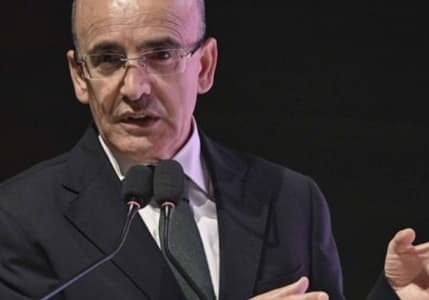 Şimşek: ''Geçici olarak yavaşlıyoruz. Tekrar koşmak için dinlenmemiz gerekiyor''